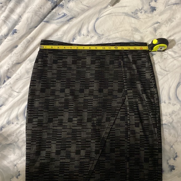 ANTHROPOLOGIE MAEVE Bobbie Pencil Skirt, Size Large - Picture 4 of 4